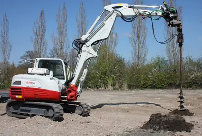 Takeuchi graafmachine Tb 290